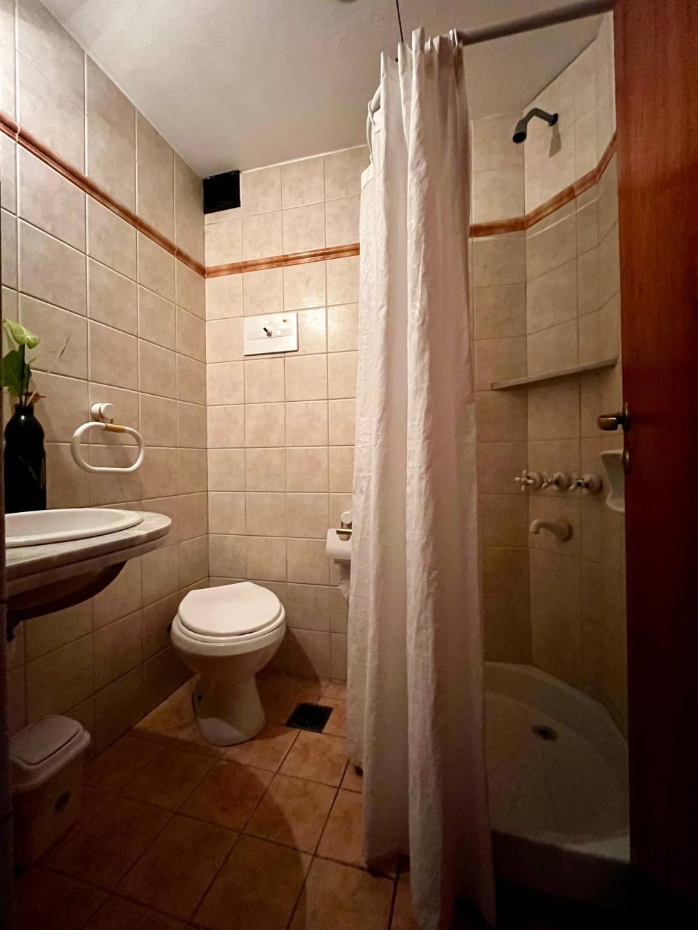 Departamento amplio 3 dormitorios, dos baño, terraza