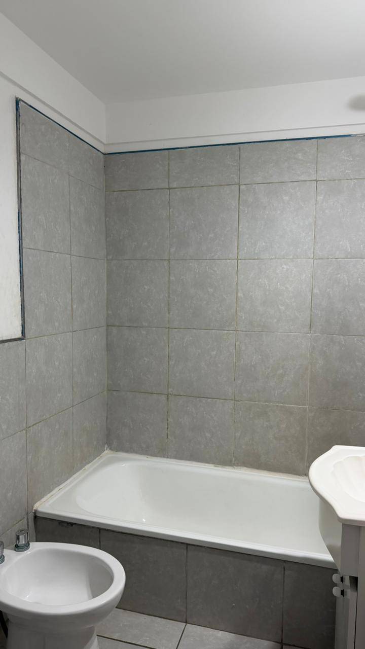 Departamento dos ambientes con cochera