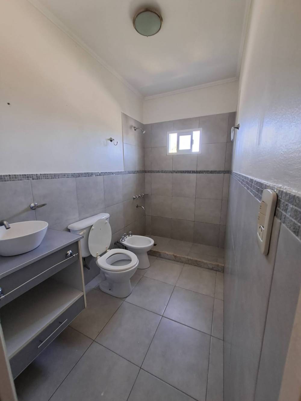 Duplex en excelente estado, listo para habitar