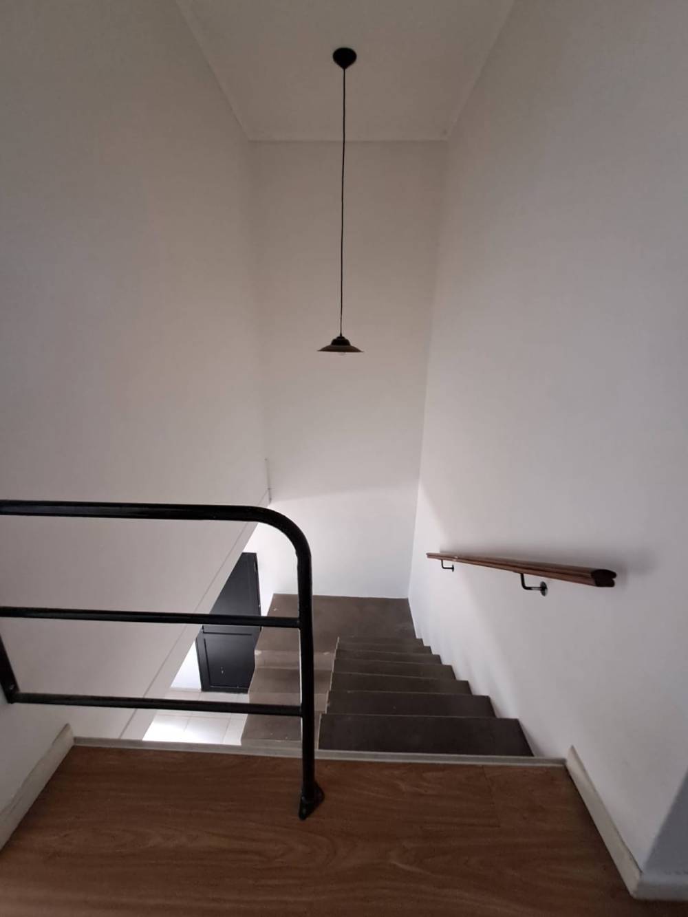 Duplex en excelente estado, listo para habitar