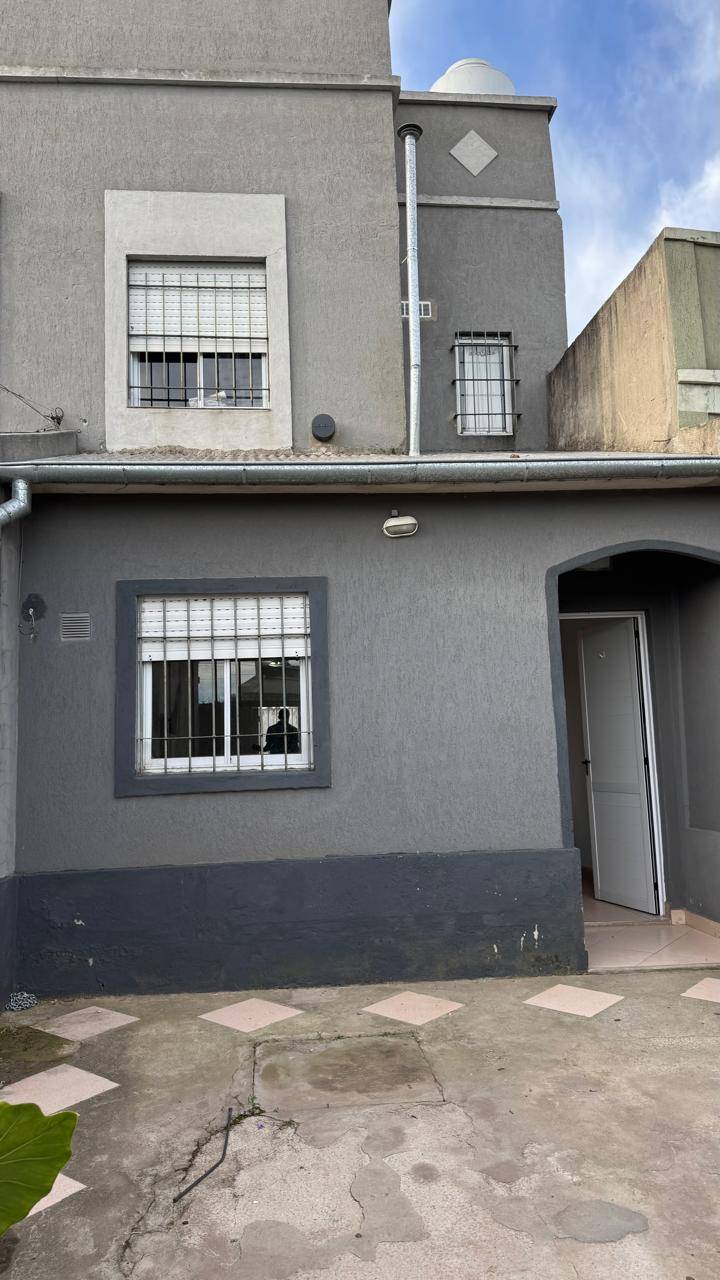 Dúplex en venta – Funcional, luminoso y con todos los servicios