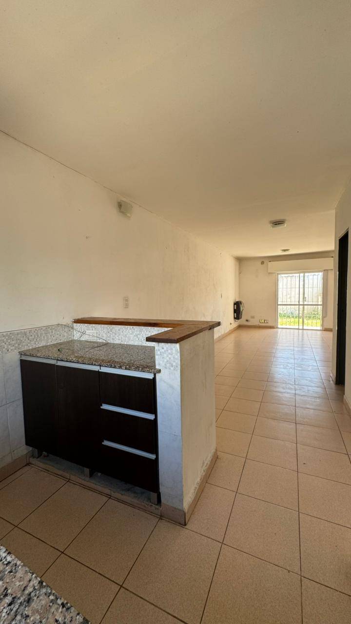 Dúplex en venta – Funcional, luminoso y con todos los servicios