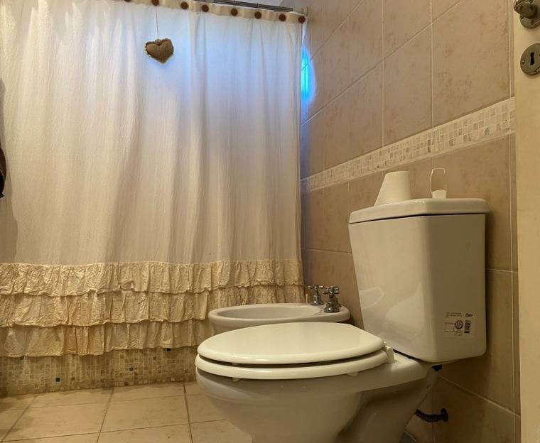 DUPLEX UBICADO SOBRE CALLE JUAN JOSÉ FRANCO