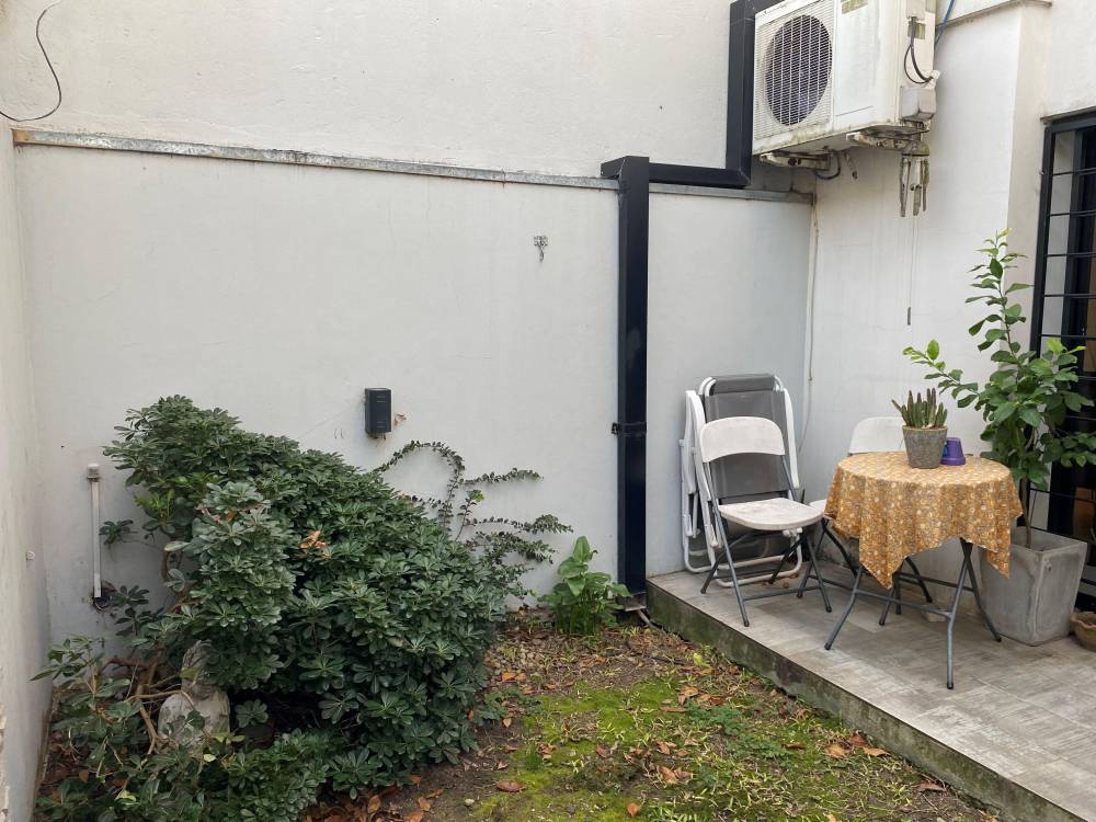 DUPLEX UBICADO SOBRE CALLE JUAN JOSÉ FRANCO