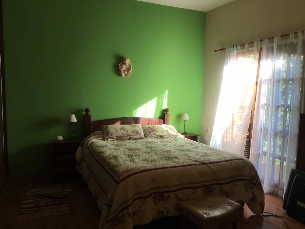 Propiedad de 2 plantas con quincho, piscina y cochera