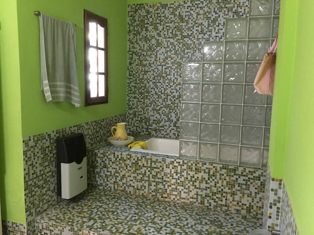 Propiedad de 2 plantas con quincho, piscina y cochera