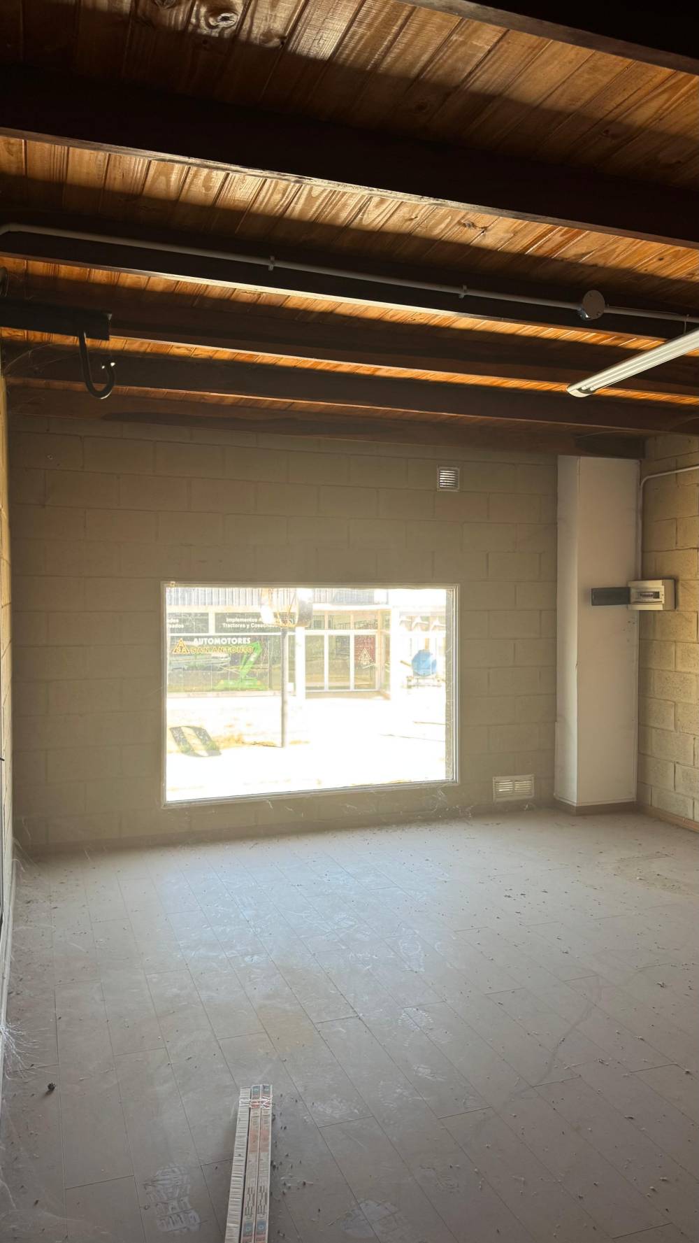 Galpón en venta sobre Primera Junta