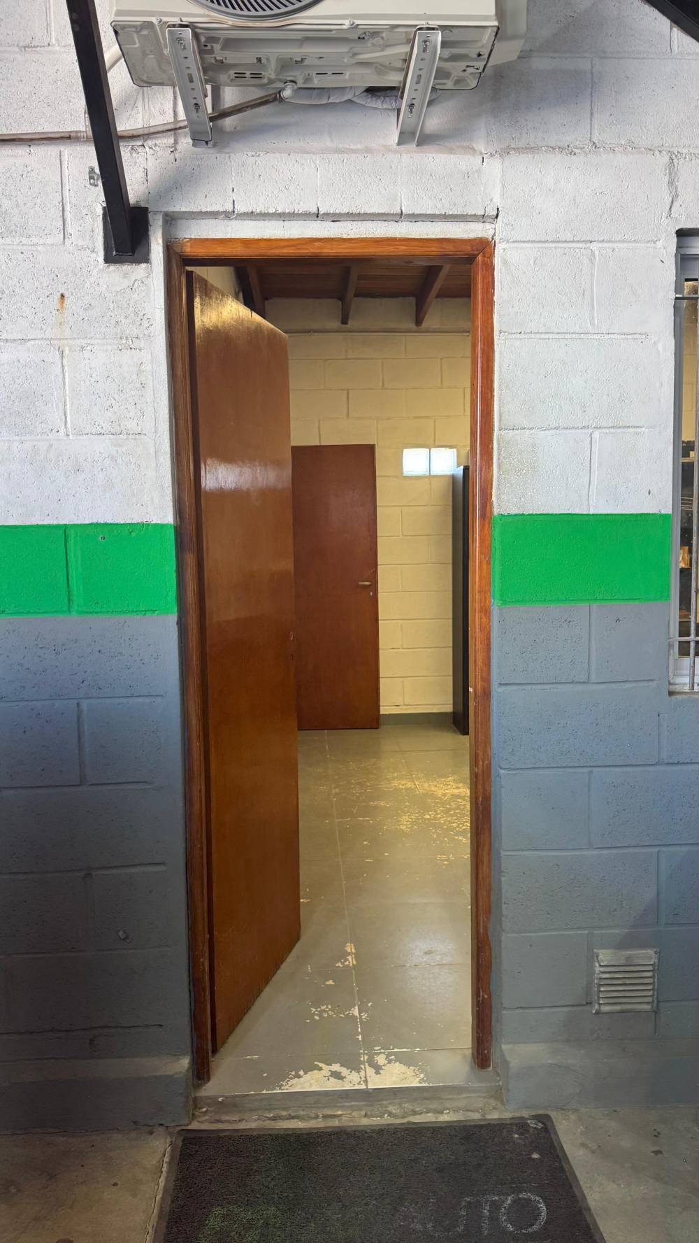 Galpón en venta sobre Primera Junta