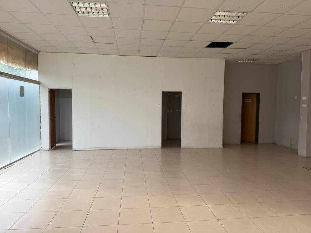 Local 90m2