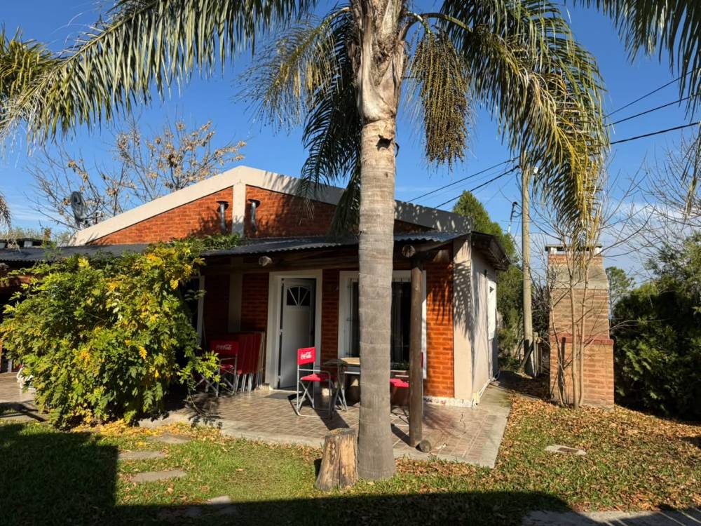 Local comercial y dos cabañas sobre amplio terreno, Pueblo Belgrano Nuevo