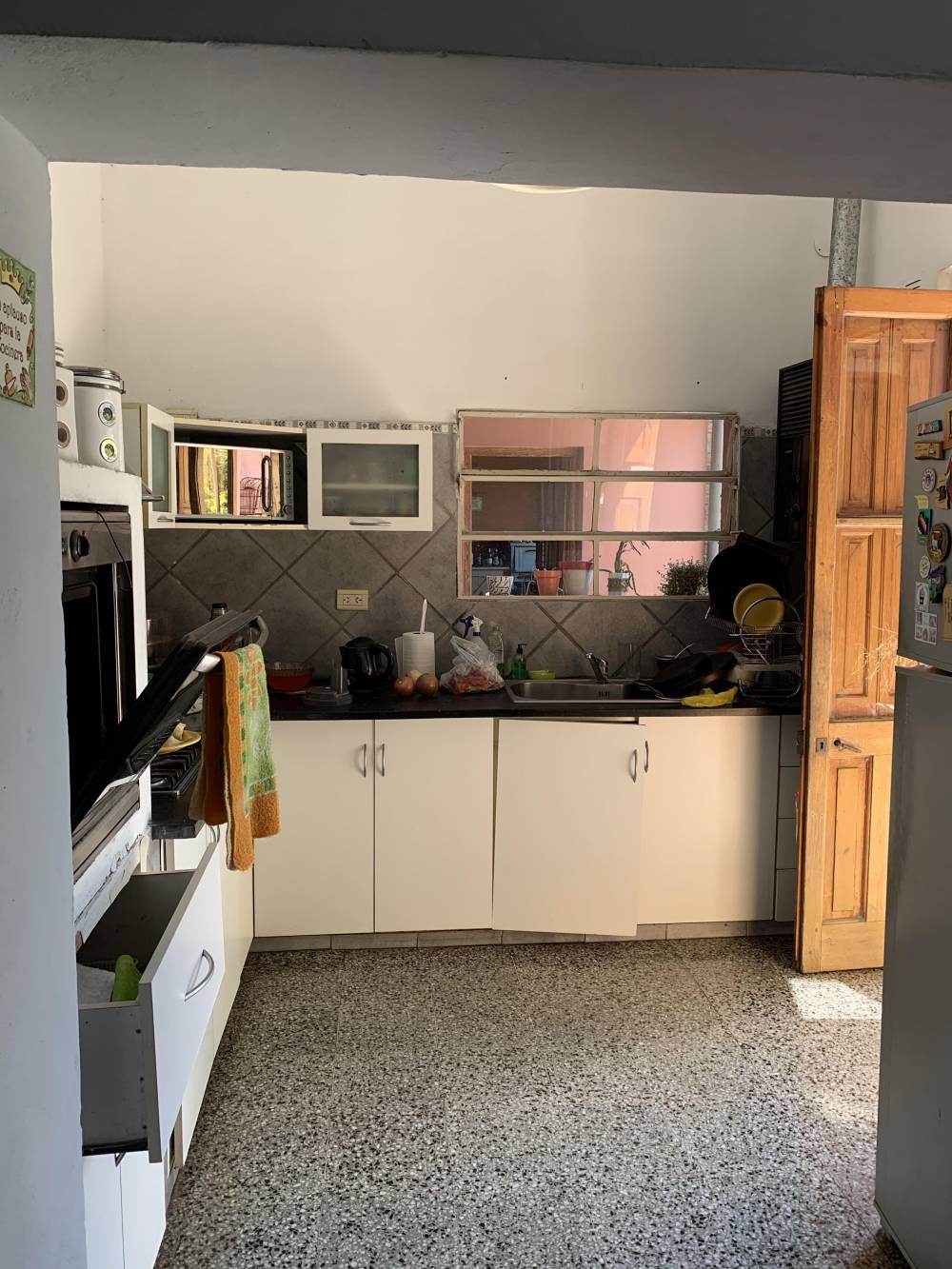  Casa de 4 Dormitorios con quincho y pileta en excelente ubicación