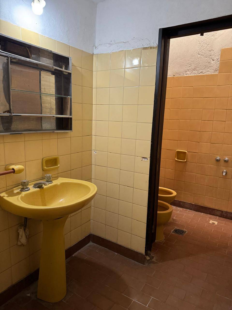 Venta Casa semi-centro, con potencial ampliación Gualeguaychú