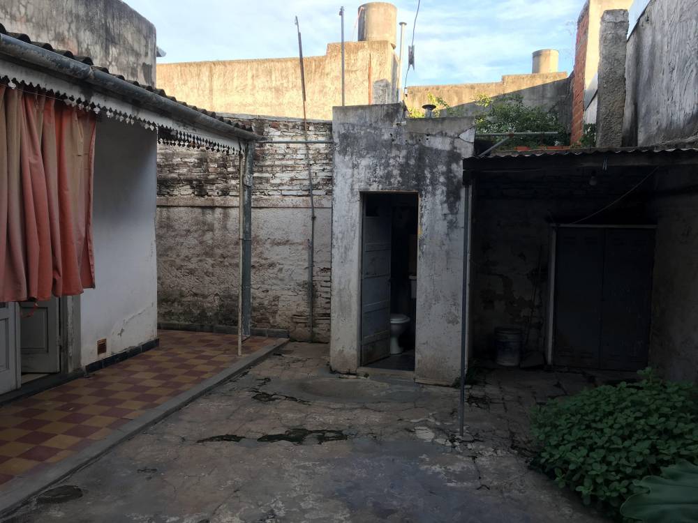 PROPIEDAD CENTRICA - 1RA JUNTA Y URQUIZA