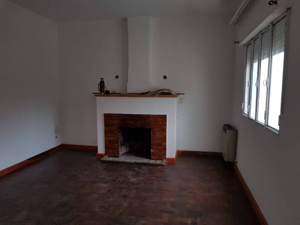 PROPIEDAD CENTRICA - 1RA JUNTA Y URQUIZA