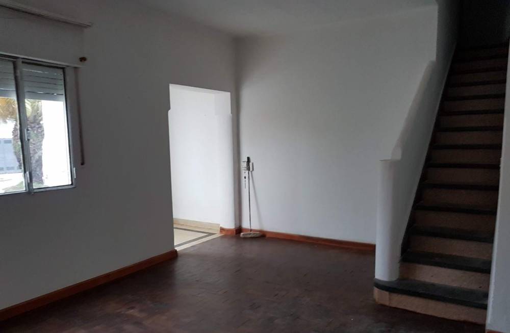 PROPIEDAD CENTRICA - 1RA JUNTA Y URQUIZA