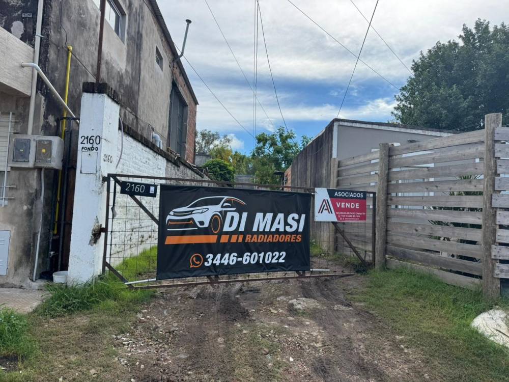 Propiedad con galpón y vivienda