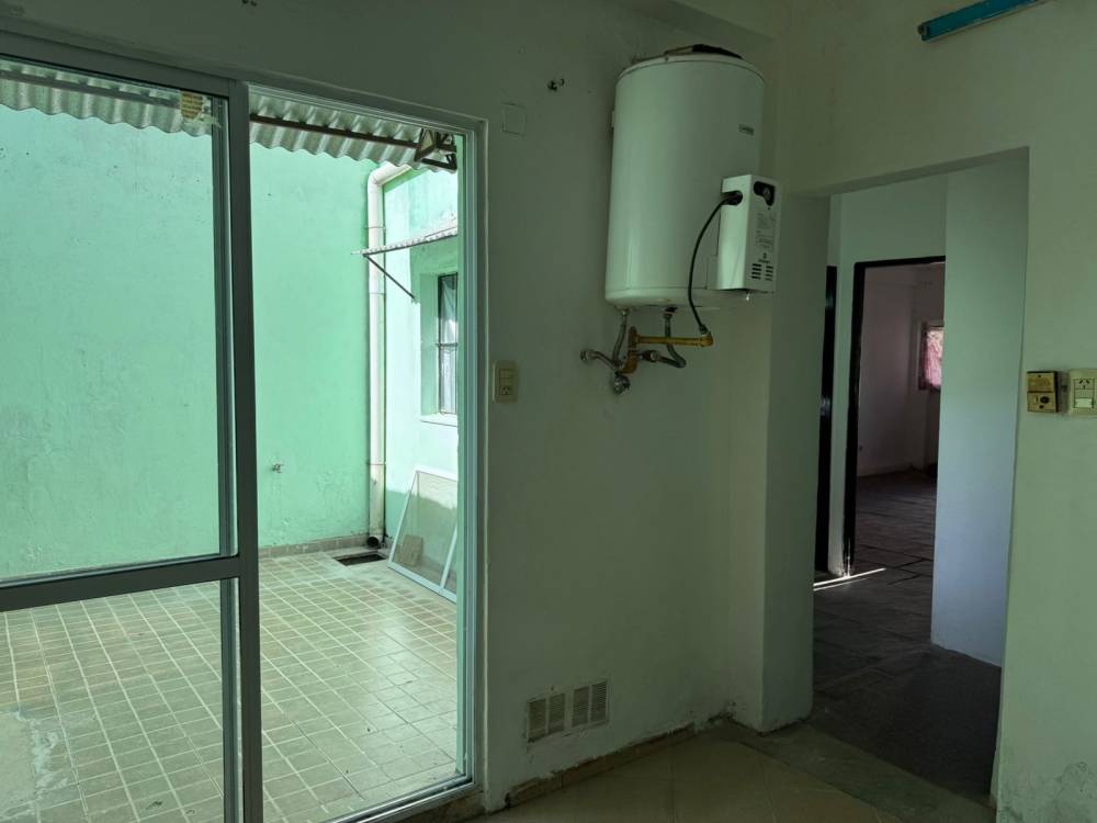 Propiedad en venta – Ideal para renta o emprendimiento, Montevideo al 800.