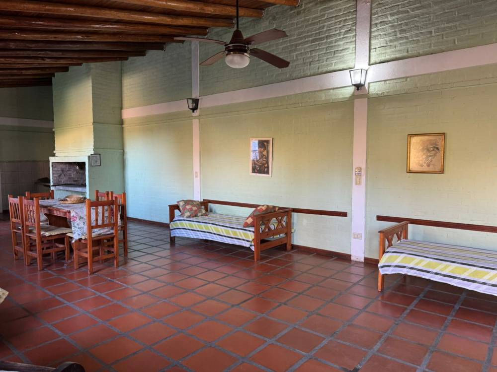 Quincho/casa con pileta en Parada 9 – Barrio Vinelli