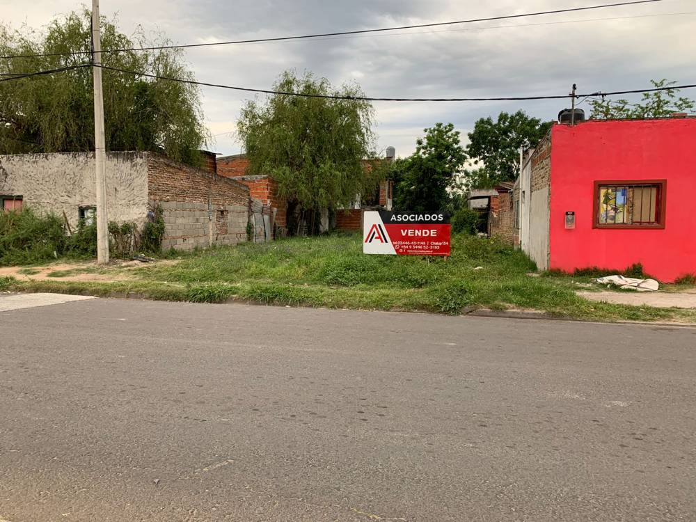 TERRENO DE 268 M2 SOBRE AVENIDA PARQUE - (AV. CÁNDIDO IRAZUSTA)