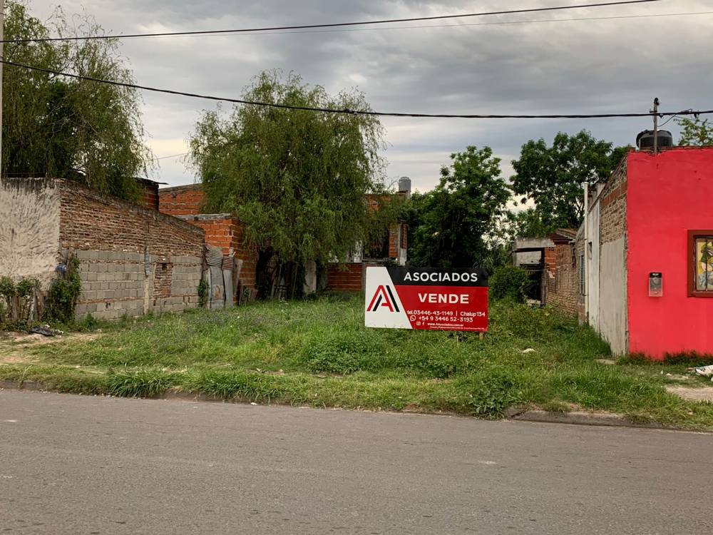 TERRENO DE 268 M2 SOBRE AVENIDA PARQUE - (AV. CÁNDIDO IRAZUSTA)
