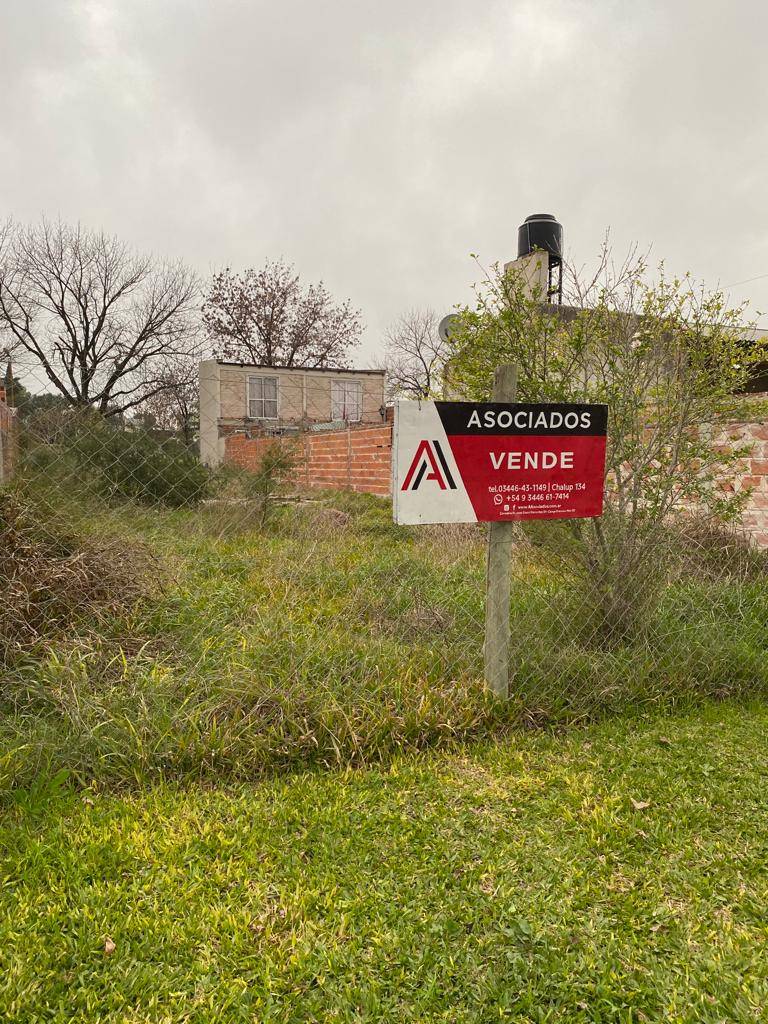 TERRENO DE 323M2 - SOBRE CALLE VILLA DEL CERRO, ZONA AGROTECNICO