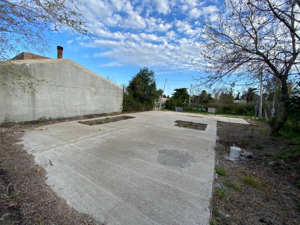 Listo para Construir: Terreno de 378 m² con Servicios Completos