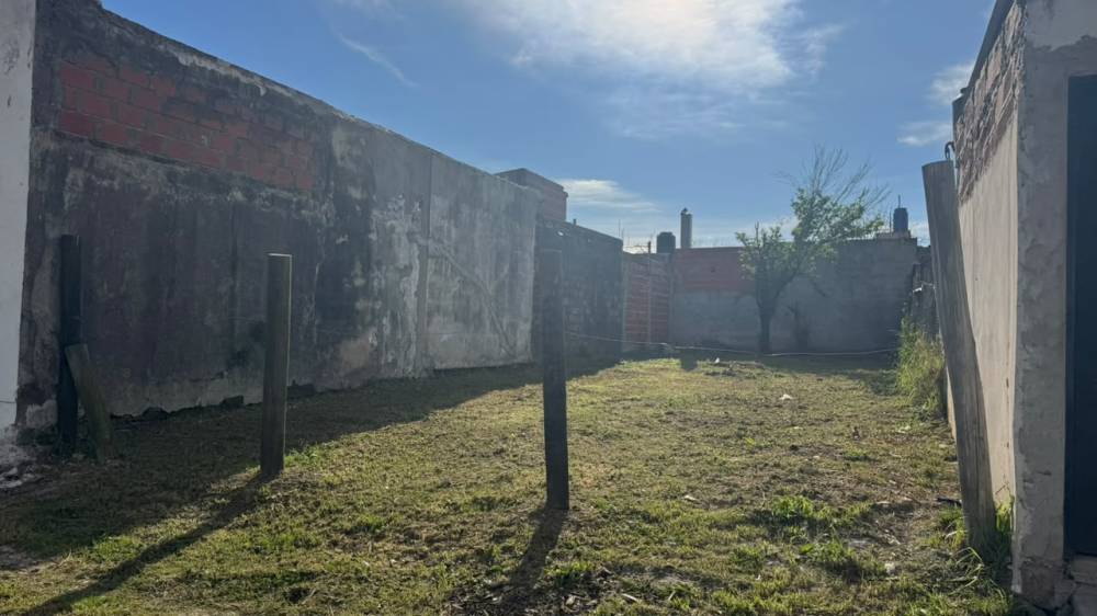 Terreno en venta, Ayacucho al 1600