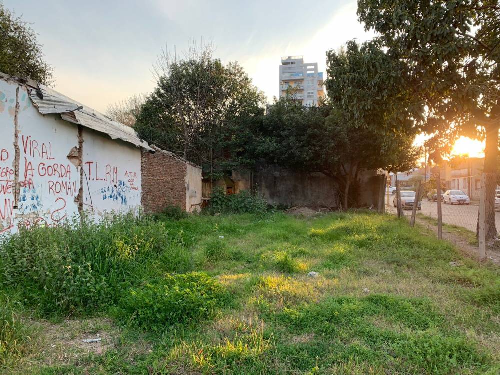 Lote de 225 m² con Excelente Ubicación — Moreno y Doello Jurado
