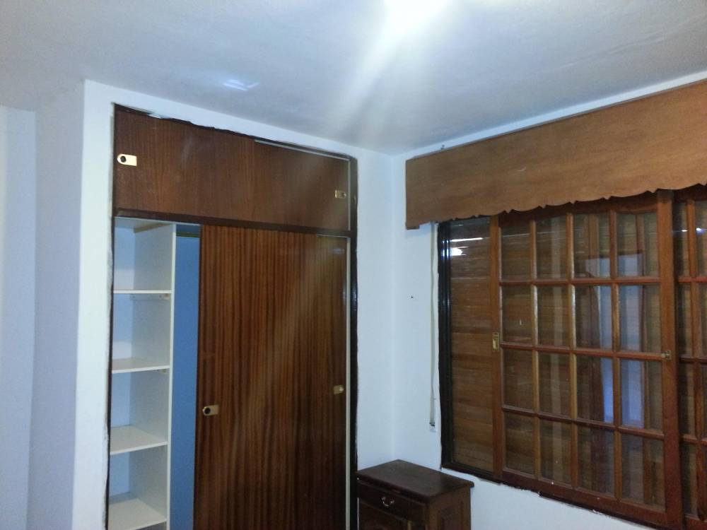 Casa con Amplio Parque y Terraza en Barrio Vinelli