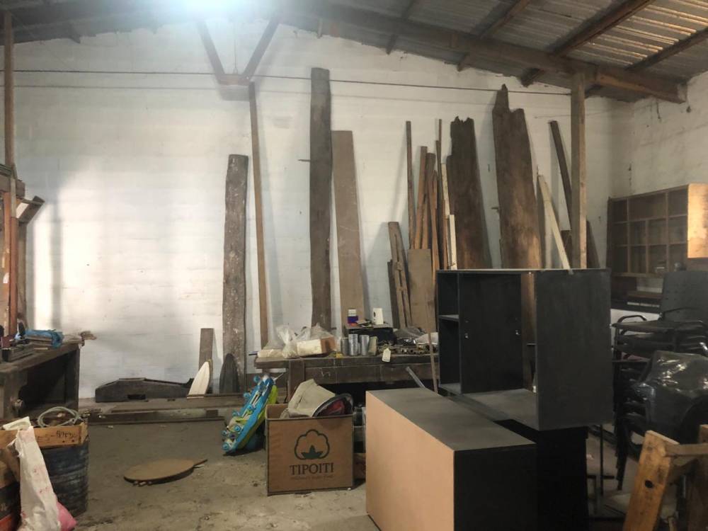 Casa y galpón en Venta - Barrio Parma. Sobre calle Urquiza