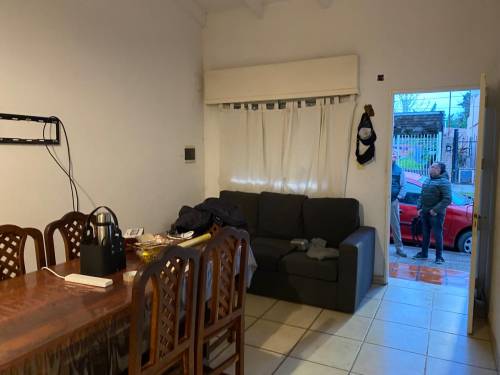 Casa de 3 Ambientes con Galpón y Patio, calle Roffo. Gualeguaychú