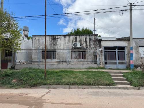 Casa para remodelar sobre calle J. J. Franco al 300 Gualeguaychú