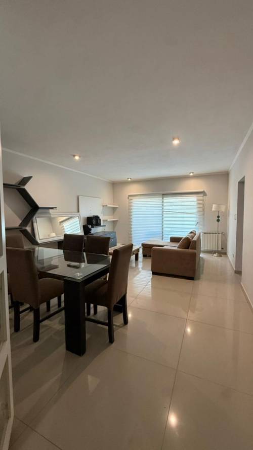 Departamento centrico, tres ambientes 