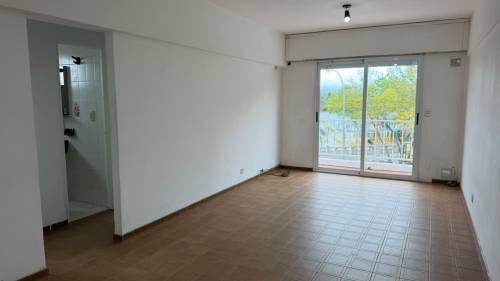 Departamento Dos ambientes con cochera