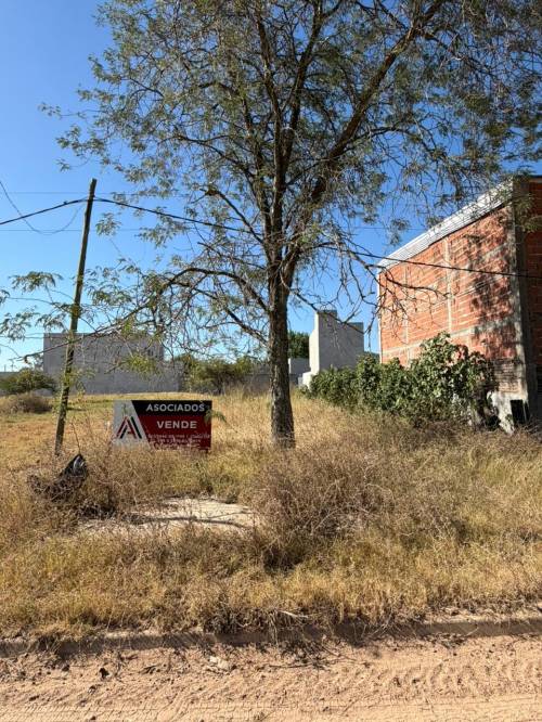 Terreno 310 m2 - sobre calle Rivadavia al 2400, Urquiza al Oeste Parada 6
