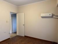 Casa de 4 dormitorios en esquina, con doble cochera - excelente ubicación