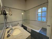 CASA 240m2 - CENTRO DE LA CIUDAD