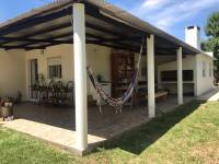 Casa 3 Dormitorios, amplio terreno - Oportunidad de ampliación
