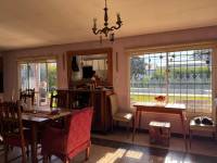 Casa 3 dormitorios con parque y pileta en Pueblo Belgrano | Se evalúa permuta