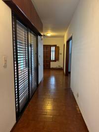 CASA 6 AMBIENTES SOBRE CALLE URQUIZA