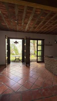 Casa con espacios amplios 