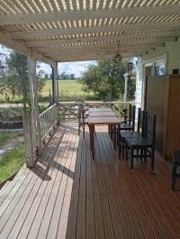 Casa con piscina y vista abierta al campo en Pueblo Belgrano