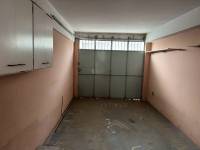 Casa de 4 dormitorios en esquina, con doble cochera - excelente ubicación