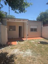 Casa dos dormitorios con patio