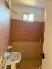 Casa dos dormitorios con patio