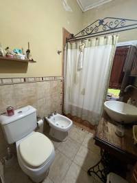 Casa en venta en Pueblo Belgrano sobre lote de 750 m² con pileta y quincho
