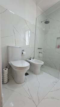 Casa moderna en venta en Pueblo Belgrano