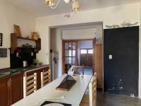Casa y oficina sobre calle Roca casi Urquiza