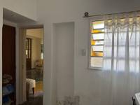 Casa y oficina sobre calle Roca casi Urquiza