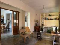 Casa y oficina sobre calle Roca casi Urquiza